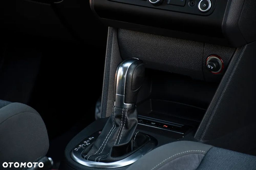 Volkswagen Touran 2.0 TDI DSG United - 11