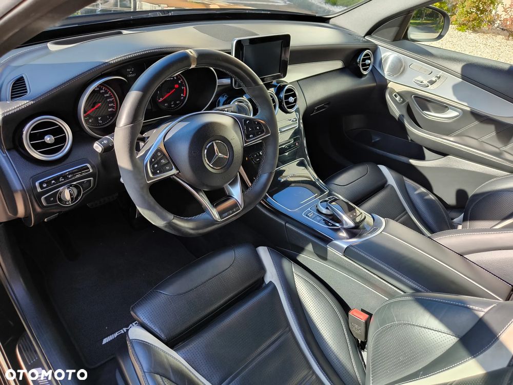 Mercedes-Benz Klasa C AMG 63 S AMG Speedshift 7G-MCT - 13