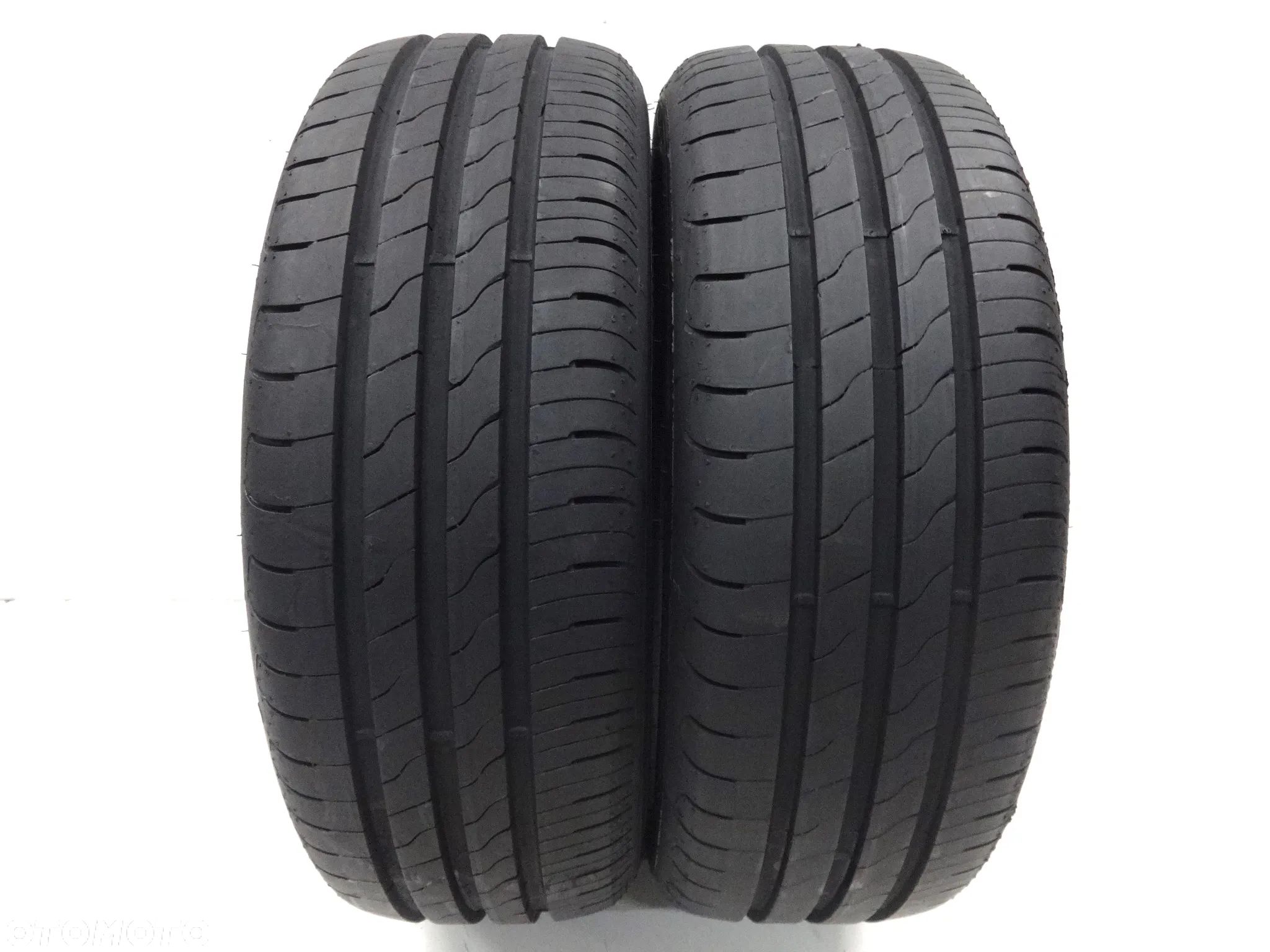 195/55/16 Goodyear EfficientGrip Performance 2 - 1