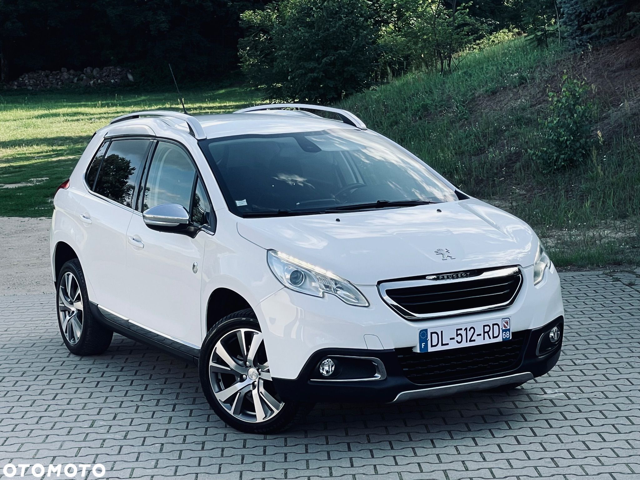 Peugeot 2008 - 1
