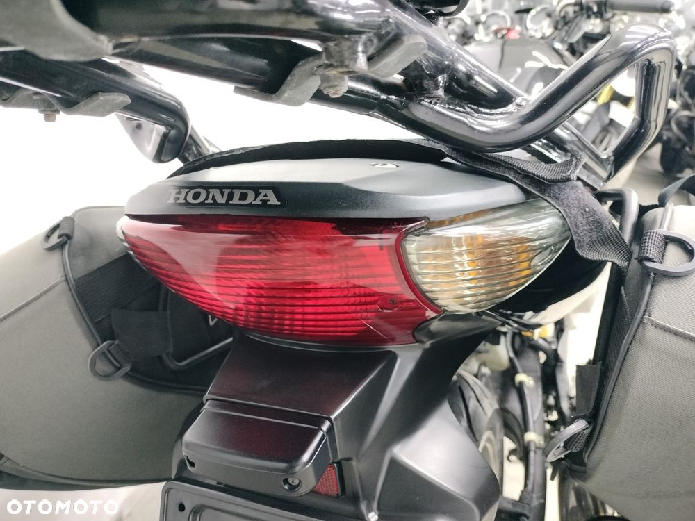 Honda CBF - 11