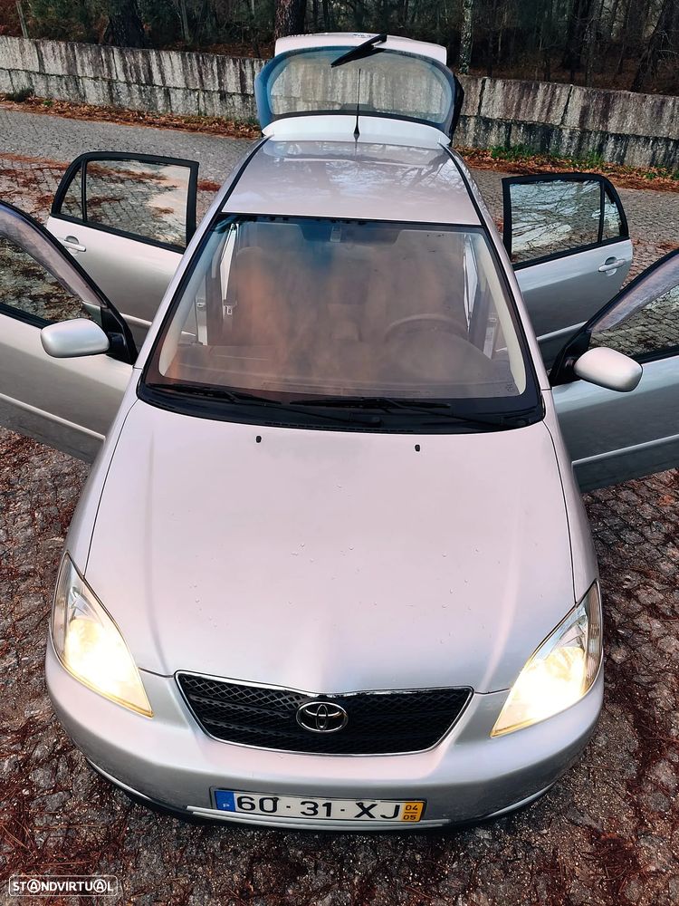 Toyota Corolla 2.0 D-4D Sol - 18