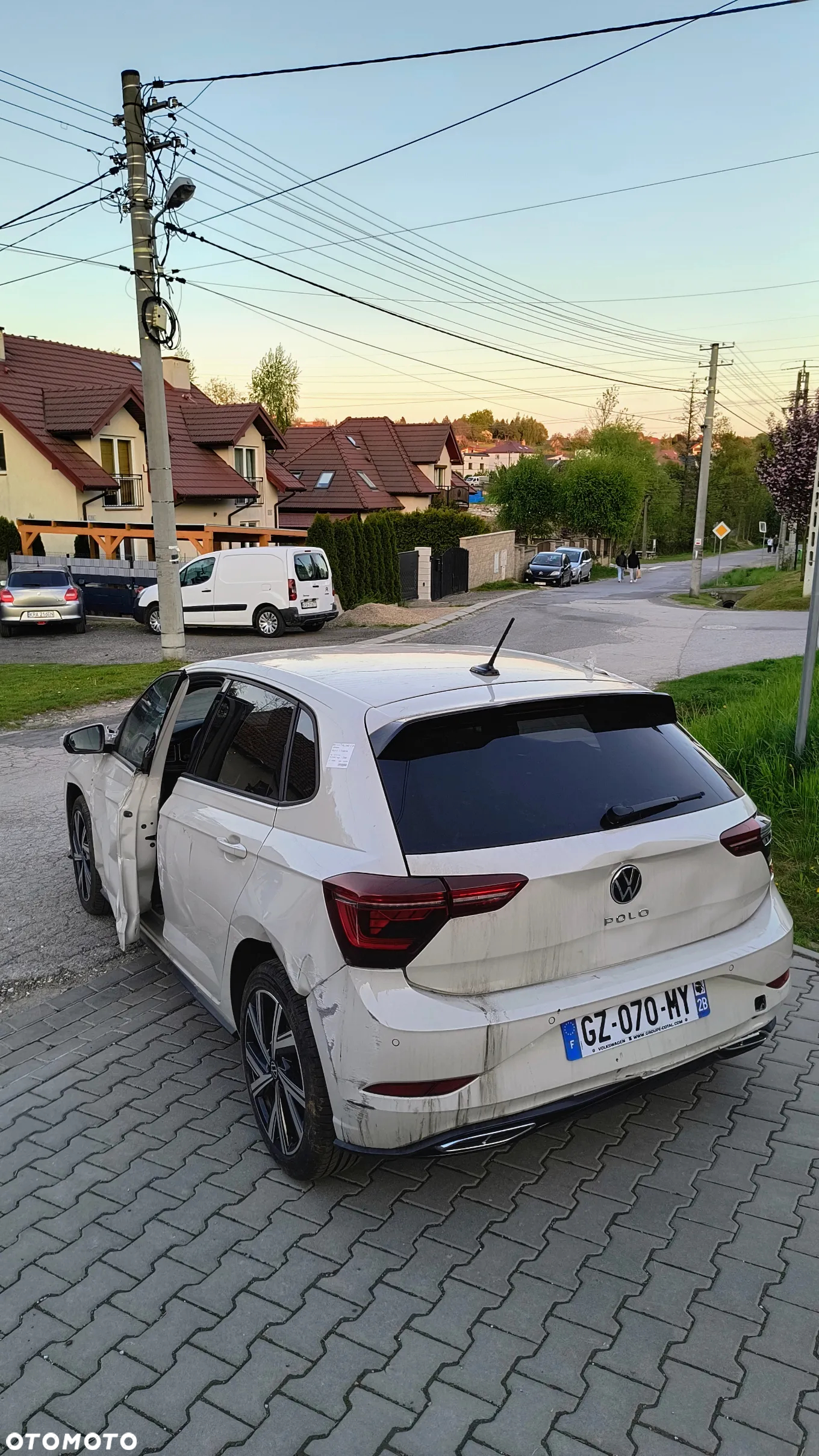 Volkswagen Polo 1.0 TSI R-Line - 4