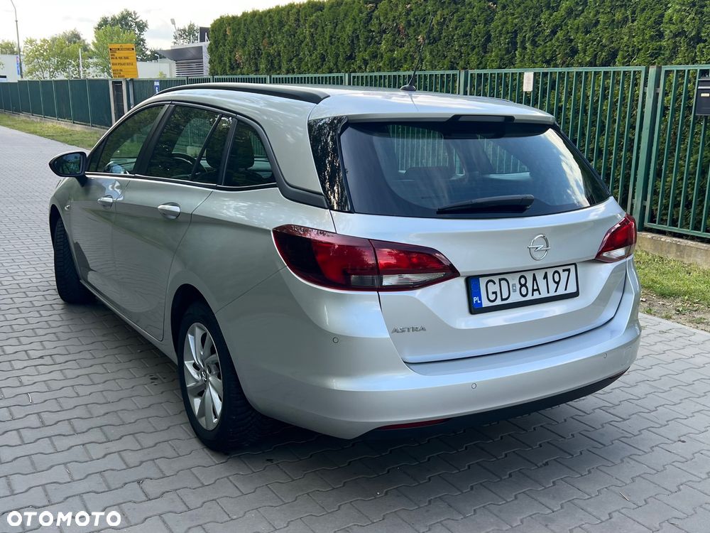 Opel Astra 1.2 T Edition S&S - 10