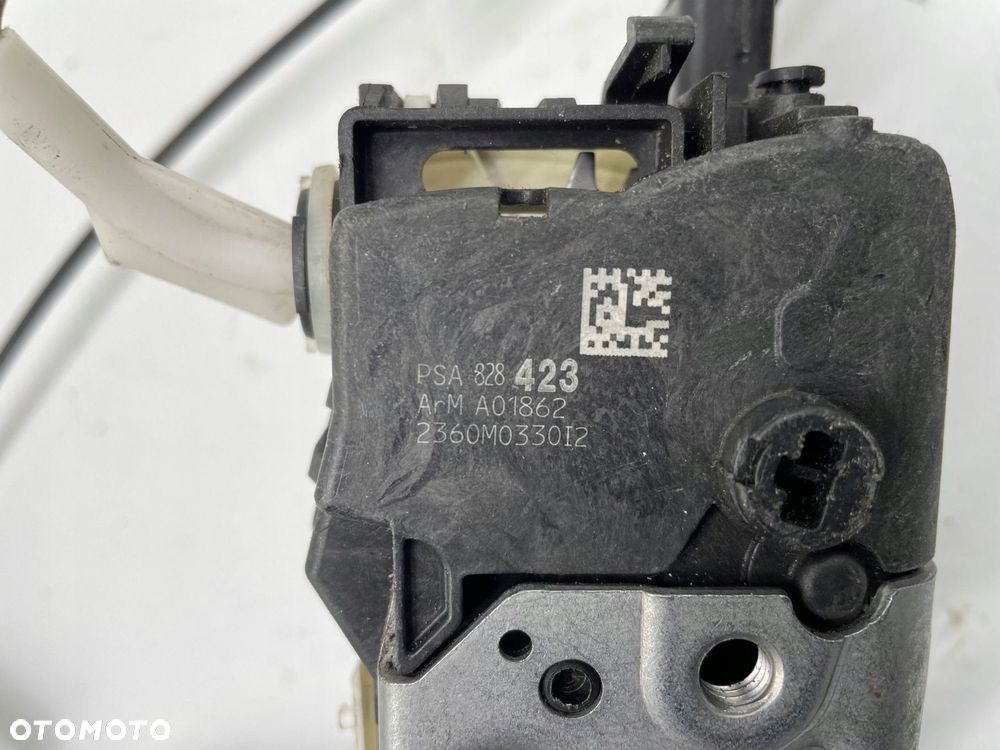 zamek drzwi przesuwnych prawych partner iii berlingo psa 828423 - 2