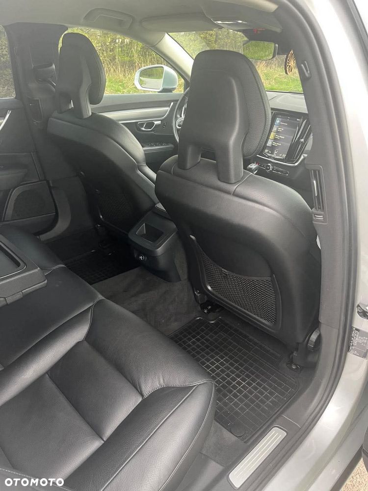 Volvo V90 D3 Momentum Pro - 6