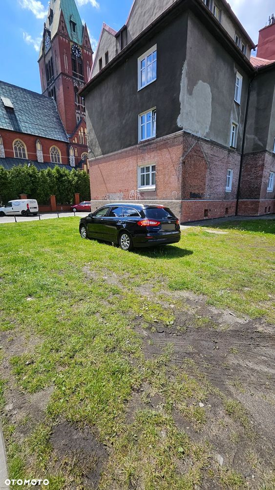 Ford Mondeo 2.0 TDCi Ambiente - 9