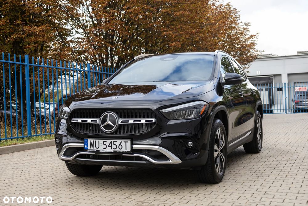 Mercedes-Benz GLA - 1