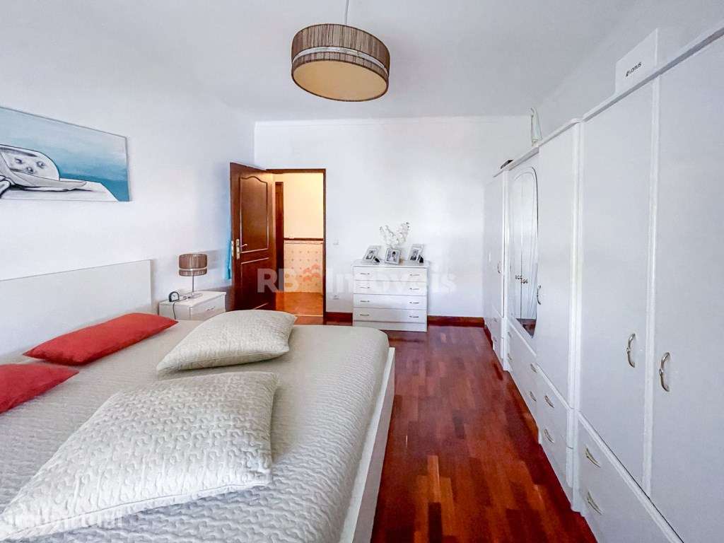 Moradia T3 c/ Espaço Comercial - São Facundo, Abrantes - Grande imagem: 2/51