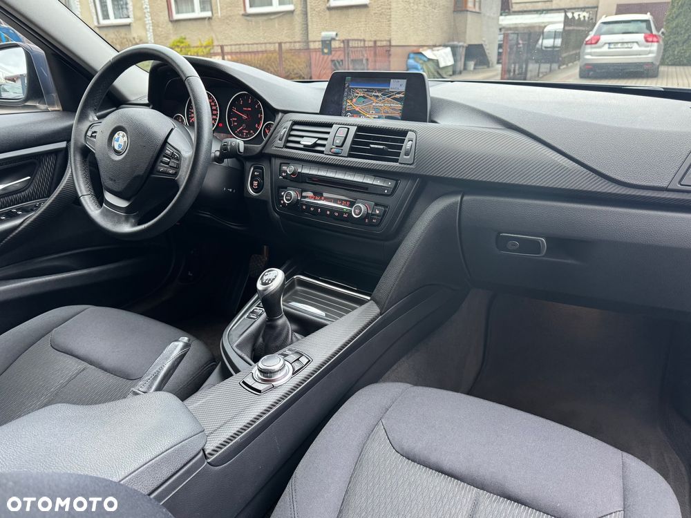 BMW Seria 3 318d - 8
