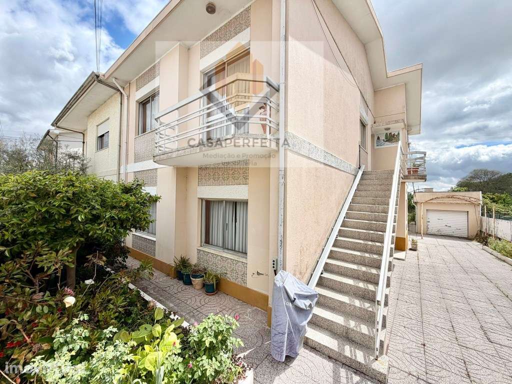 2 Andares Moradia T3 com Terreno, Anexo e Garagem - Avintes - Grande imagem: 2/46