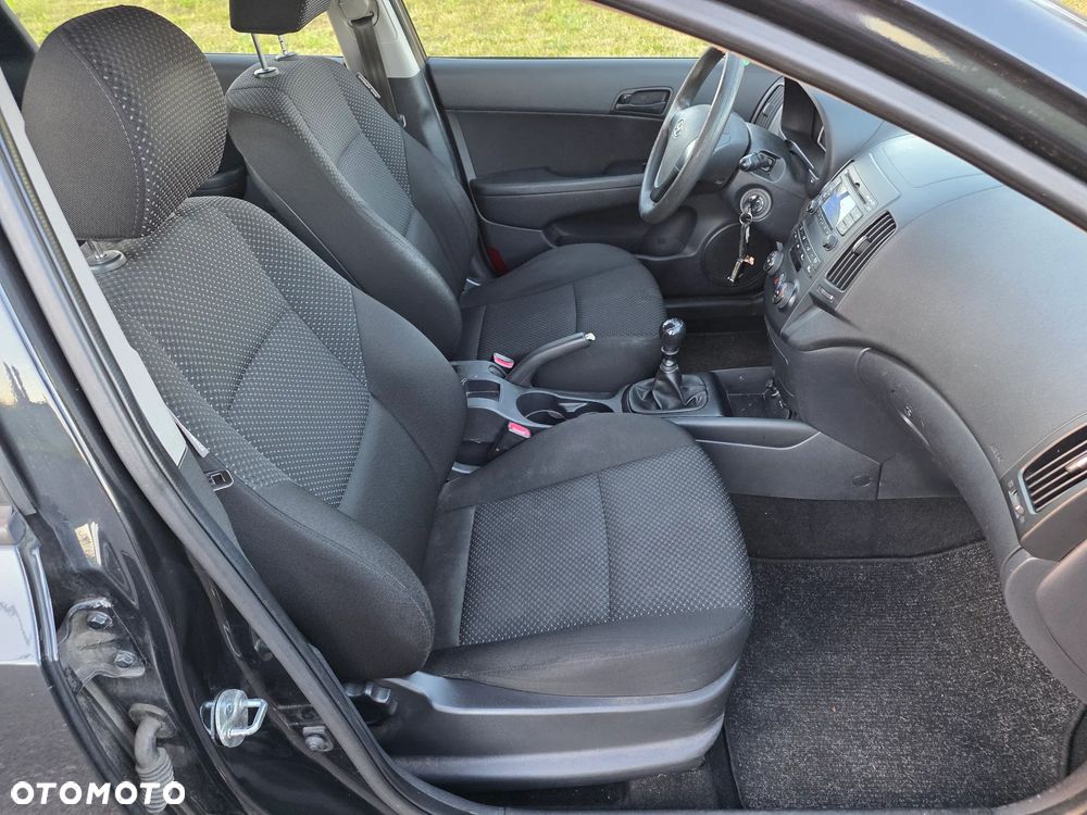 Hyundai i30 i30cw 1.6 CRDi Edition Plus - 13