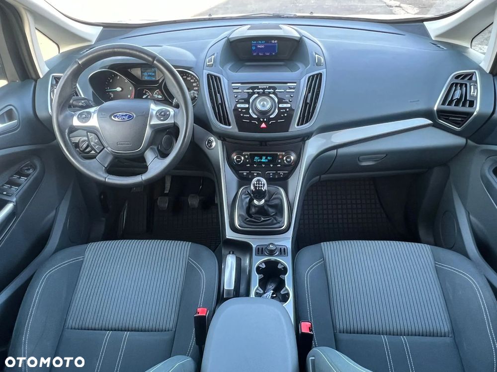 Ford C-MAX 2.0 TDCi Titanium - 24