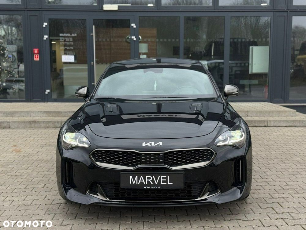 Kia Stinger - 3