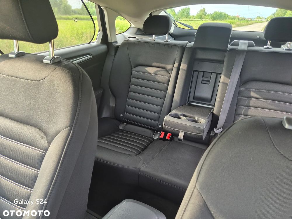 Ford Mondeo Vignale 2.0 TDCi - 12