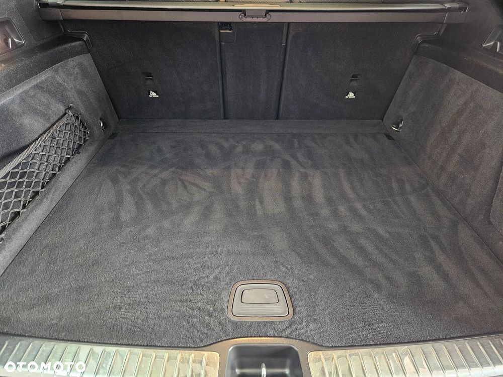 Mercedes-Benz GLE - 35