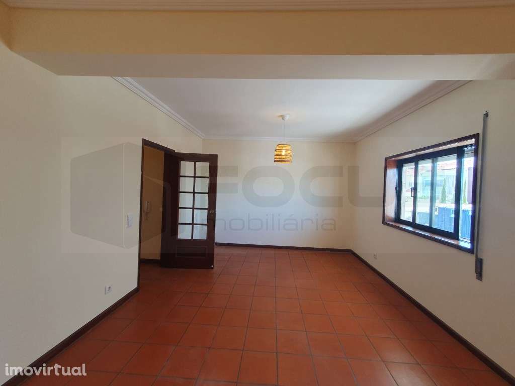 Apartamento T2 renovado - para arrendamento - Aveiro / Forca - Grande imagem: 2/12