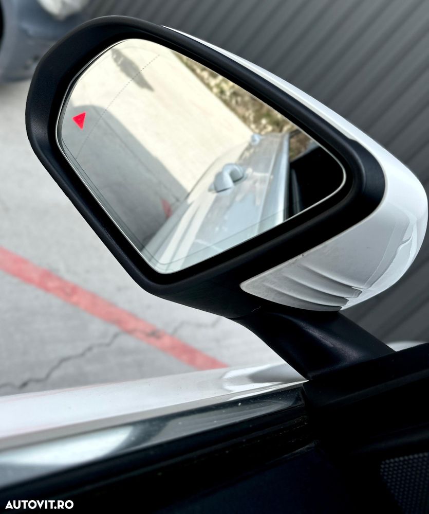 Mercedes-Benz GLC - 30