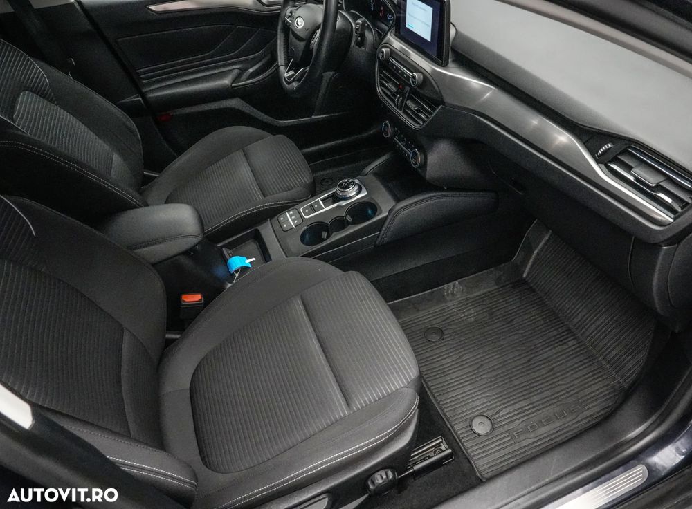 Ford Focus 1.0 EcoBoost Titanium Business - 12
