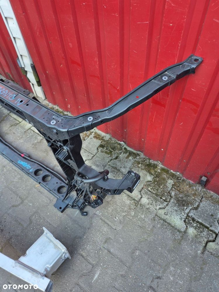 Kia Sorento IV lift pas przedni wzmocnienie 64101 P2500 - 2