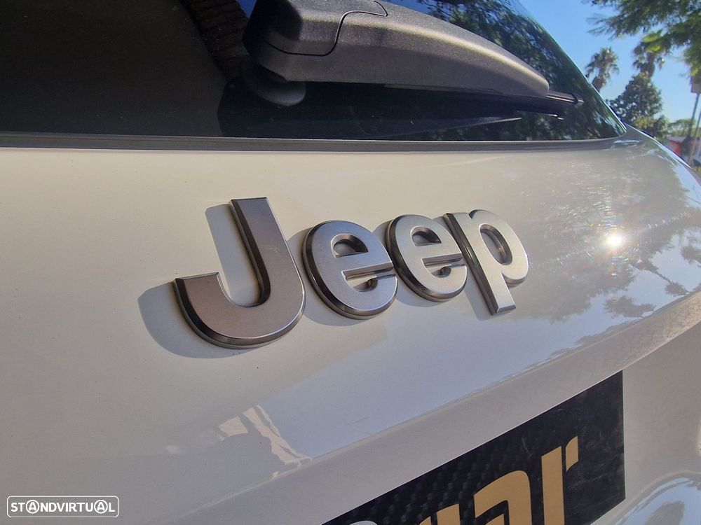 Jeep Avenger 54 kWh Summit - 15