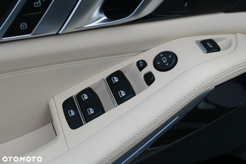 BMW X5 - 21