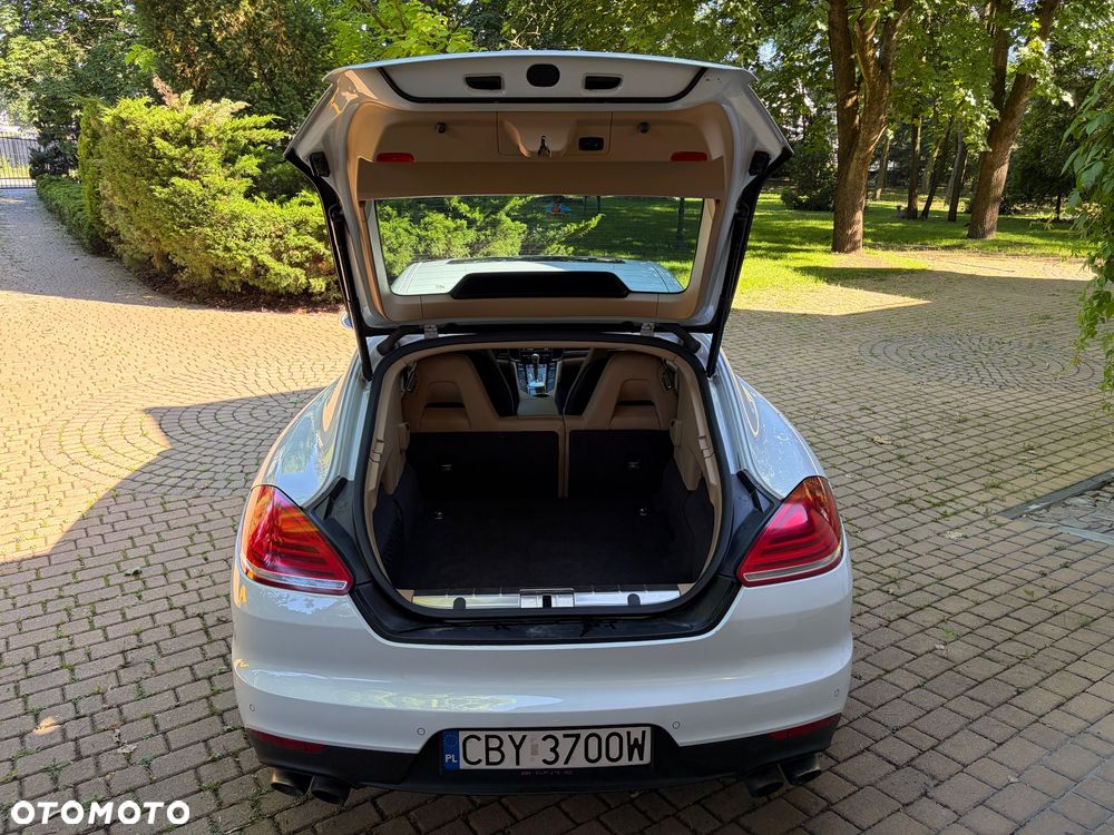 Porsche Panamera - 9