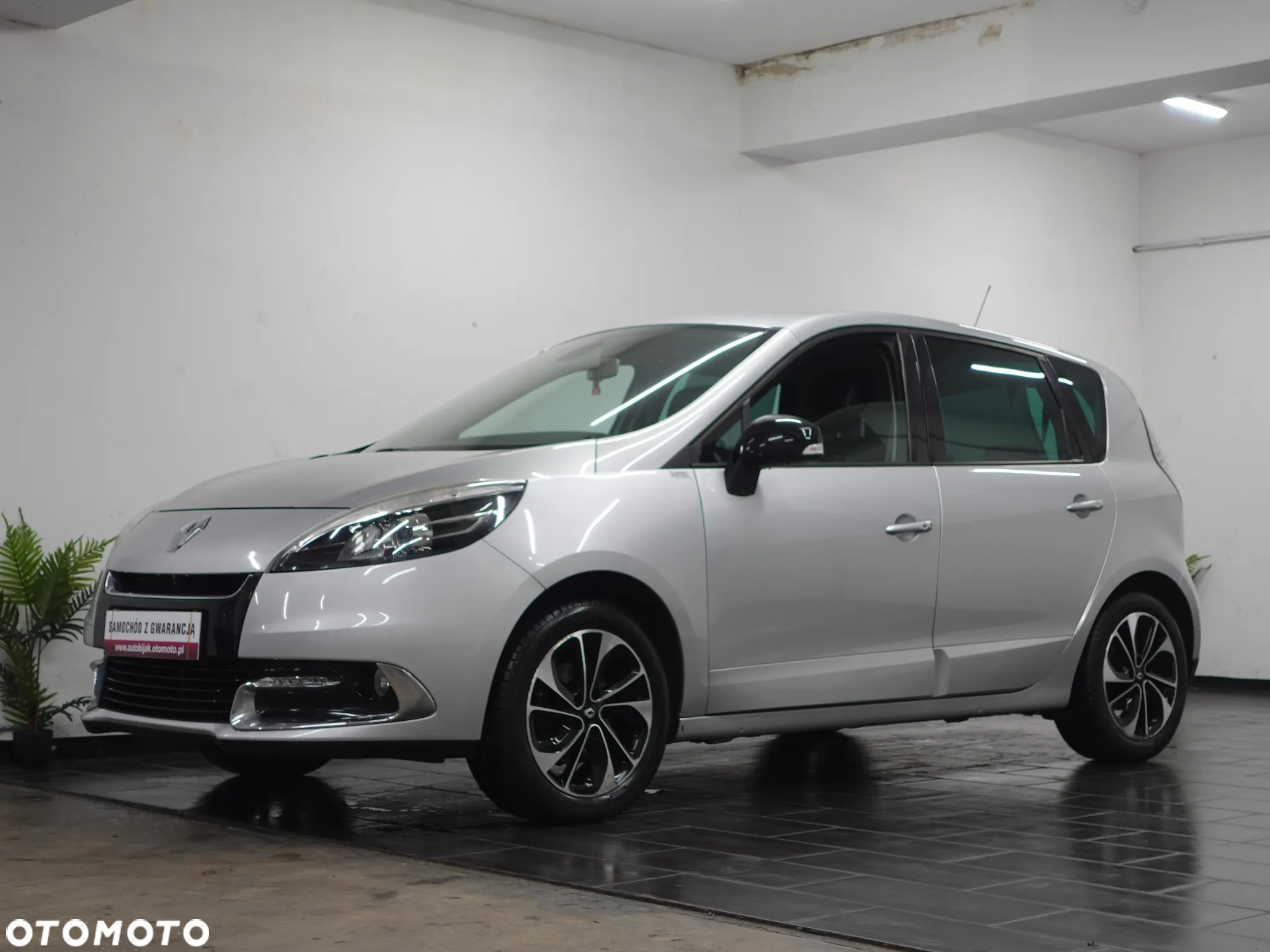 Renault Scenic ENERGY TCe 115 Bose Edition - 4