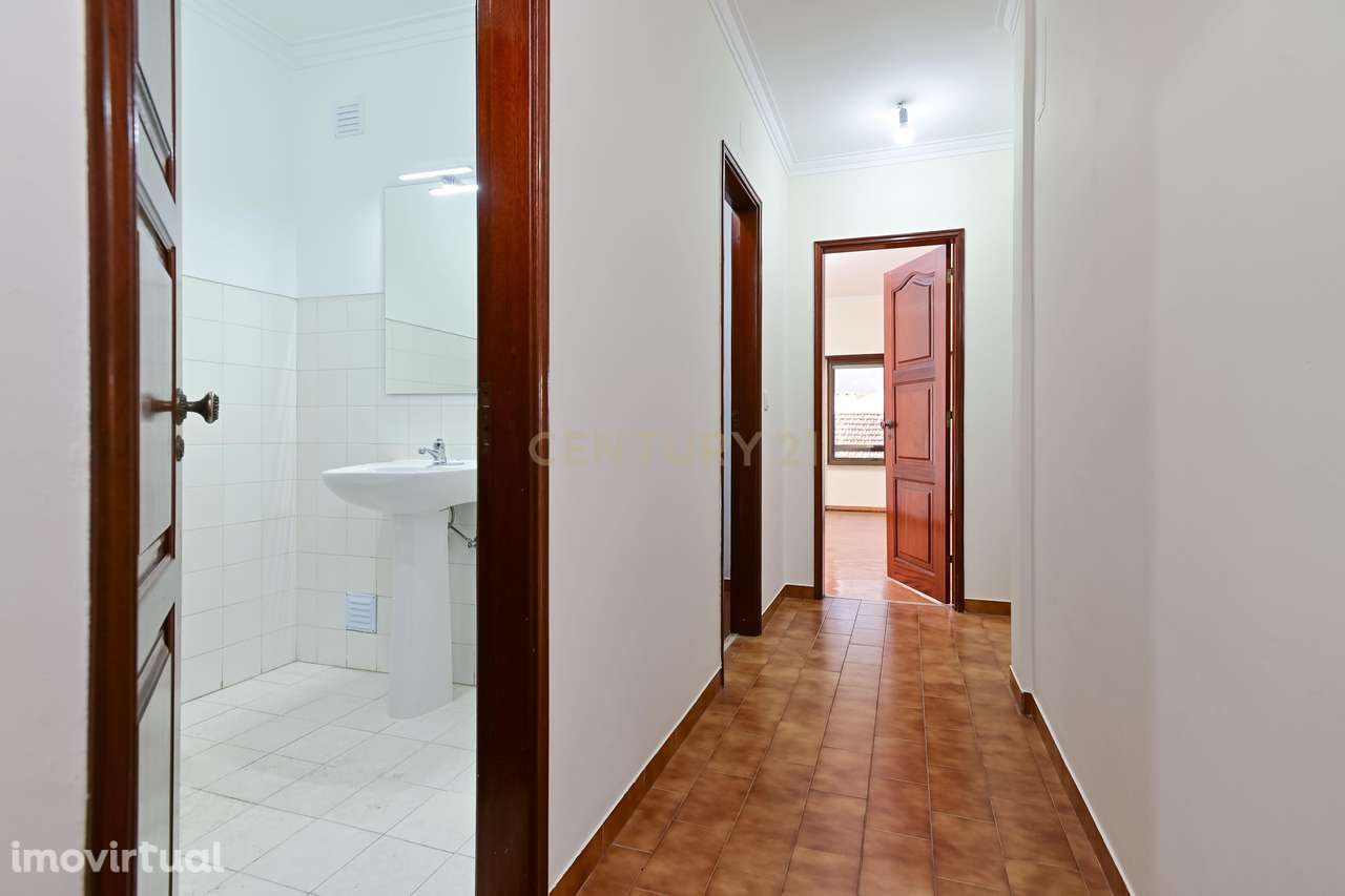 Arrendamento em Lisboa nas Avenidas Novas perto da Universidade Católi - Grande imagem: 4/19
