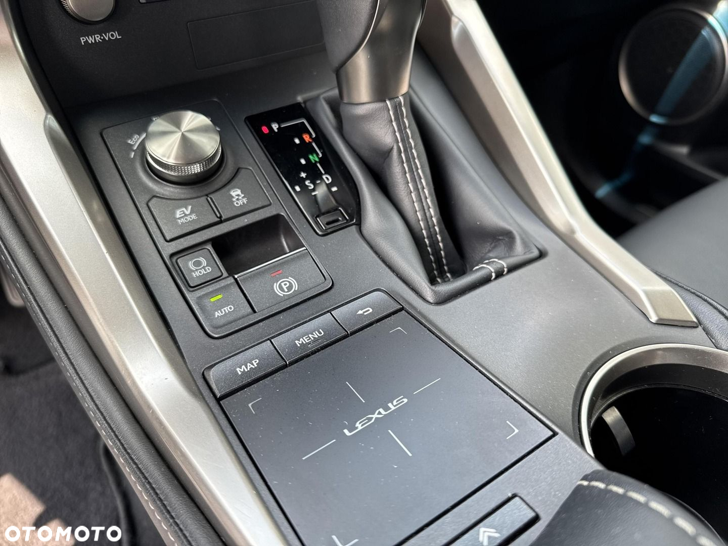 Lexus NX - 31