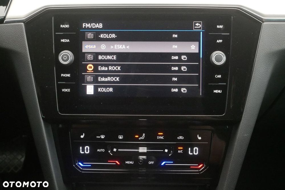 Volkswagen Passat Variant 2.0 TSI Elegance DSG - 10