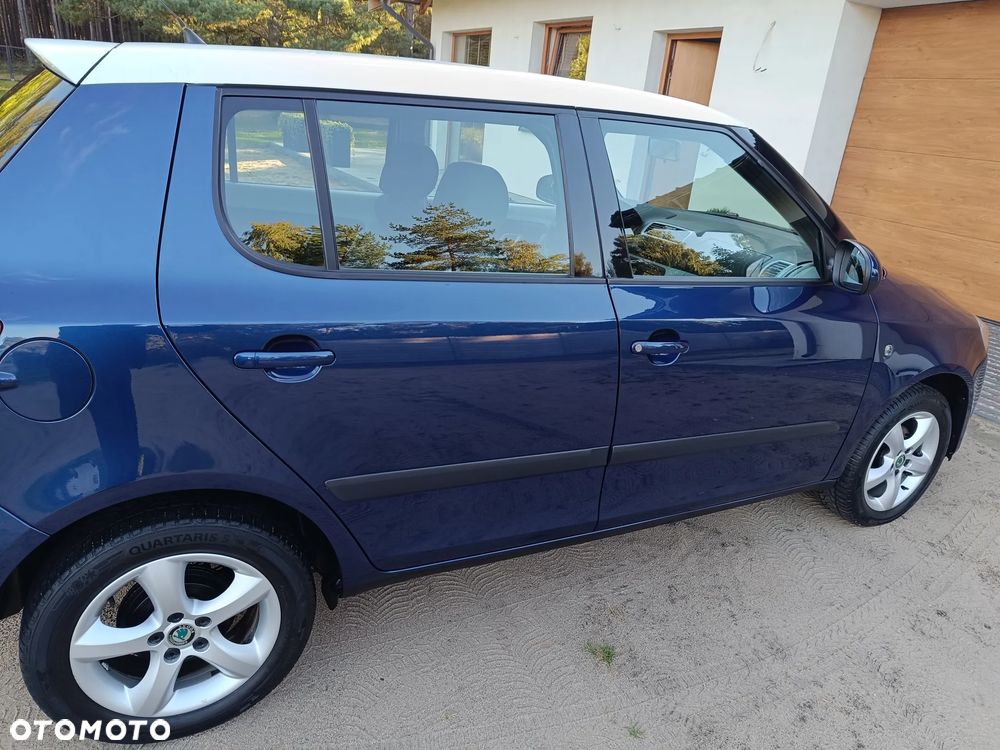 Skoda Fabia 1.2 HTP STYLE EDITION - 30