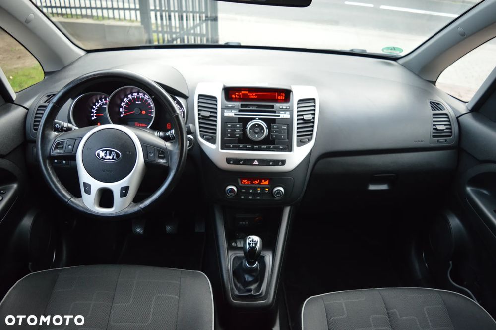 Kia Venga 1.4 CVVT Titanium Collection - 24