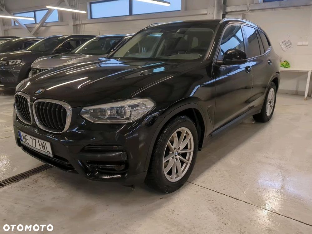 BMW X3 xDrive20i Advantage - 1