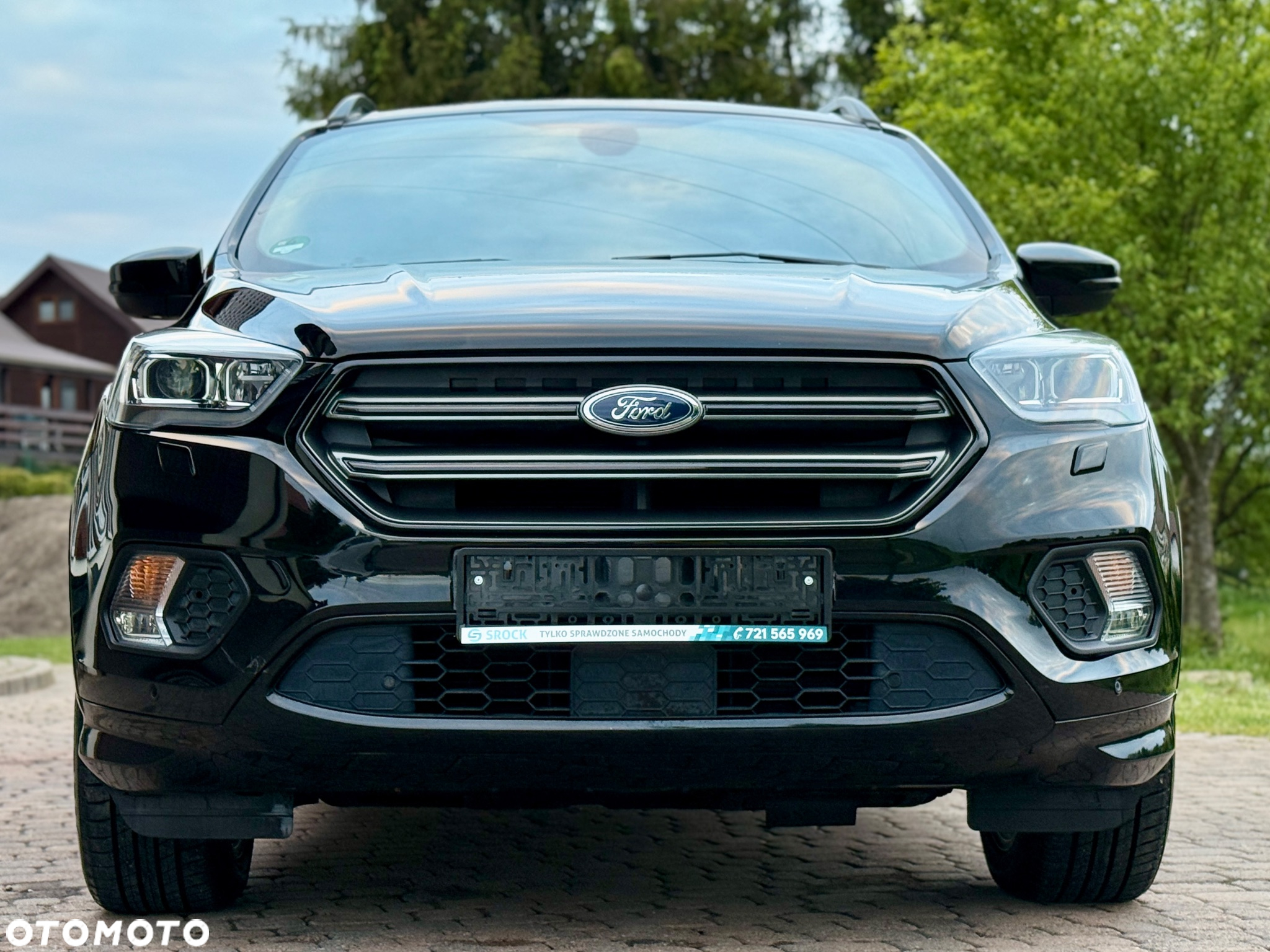 Ford Kuga 1.5 EcoBoost 2x4 ST-Line - 3