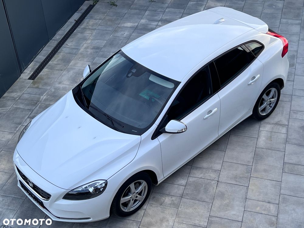 Volvo V40 T2 - 1