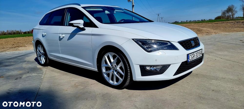 Seat Leon 2.0 TDI DPF Ecomotive DSG FR - 2
