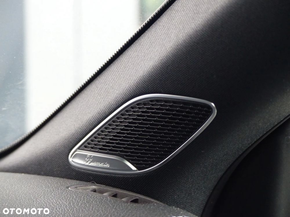 Mercedes-Benz CLA 200 AMG Line 7G-DCT - 31