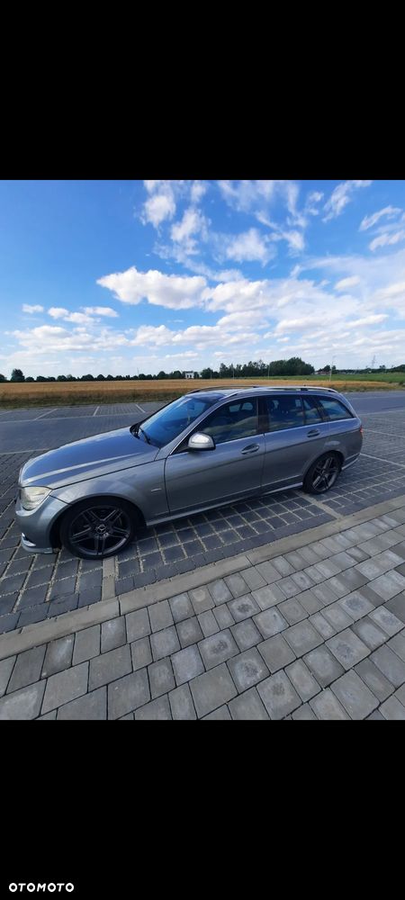 Mercedes-Benz Klasa C 220 CDI DPF Automatik Avantgarde - 37