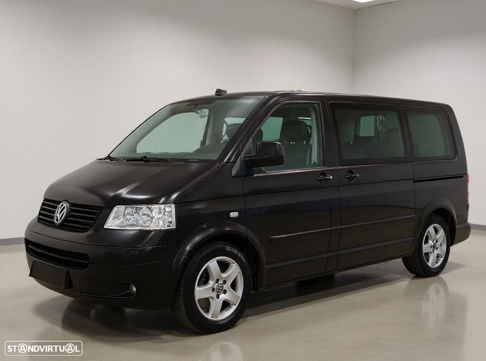 VW Multivan 2.5 TDi Highline - 4
