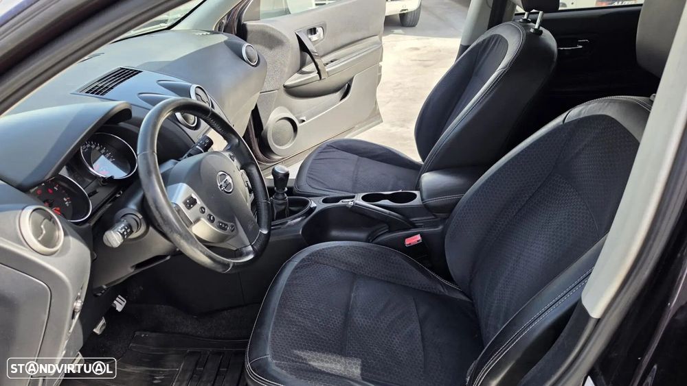 Nissan Qashqai +2 1.6 dCi Tekna Premium 18 360 S&S - 6