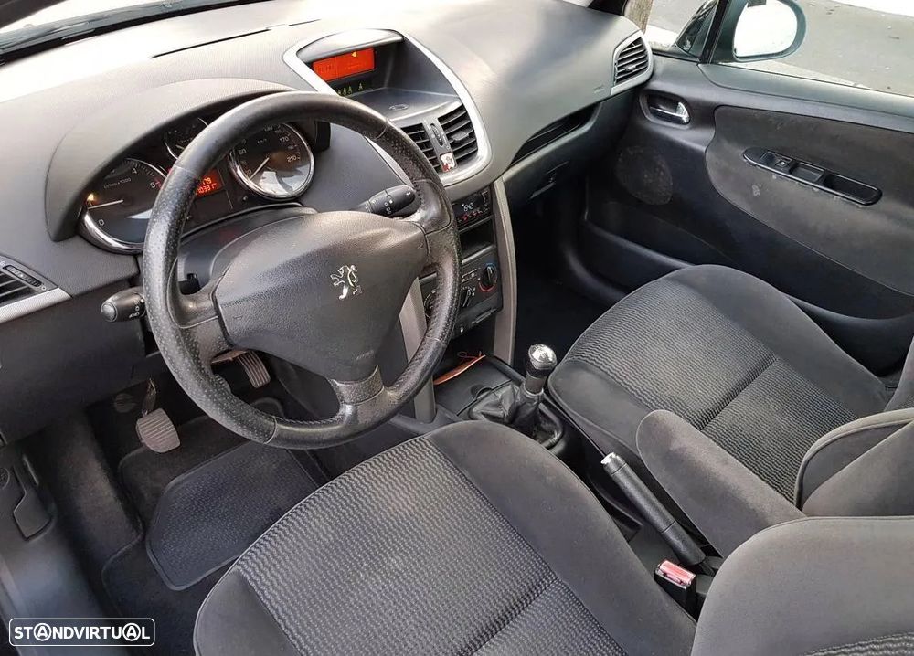 Peugeot 207 1.4 HDi Trendy - 5