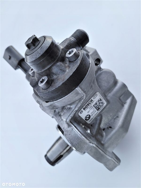 POMPA WTRYSKOWA BMW 8571555 0445010841 B57 3.0-4.0 - 1