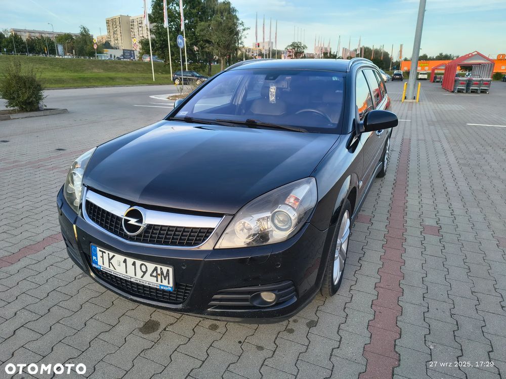 Opel Vectra 1.9 CDTI Cosmo - 1