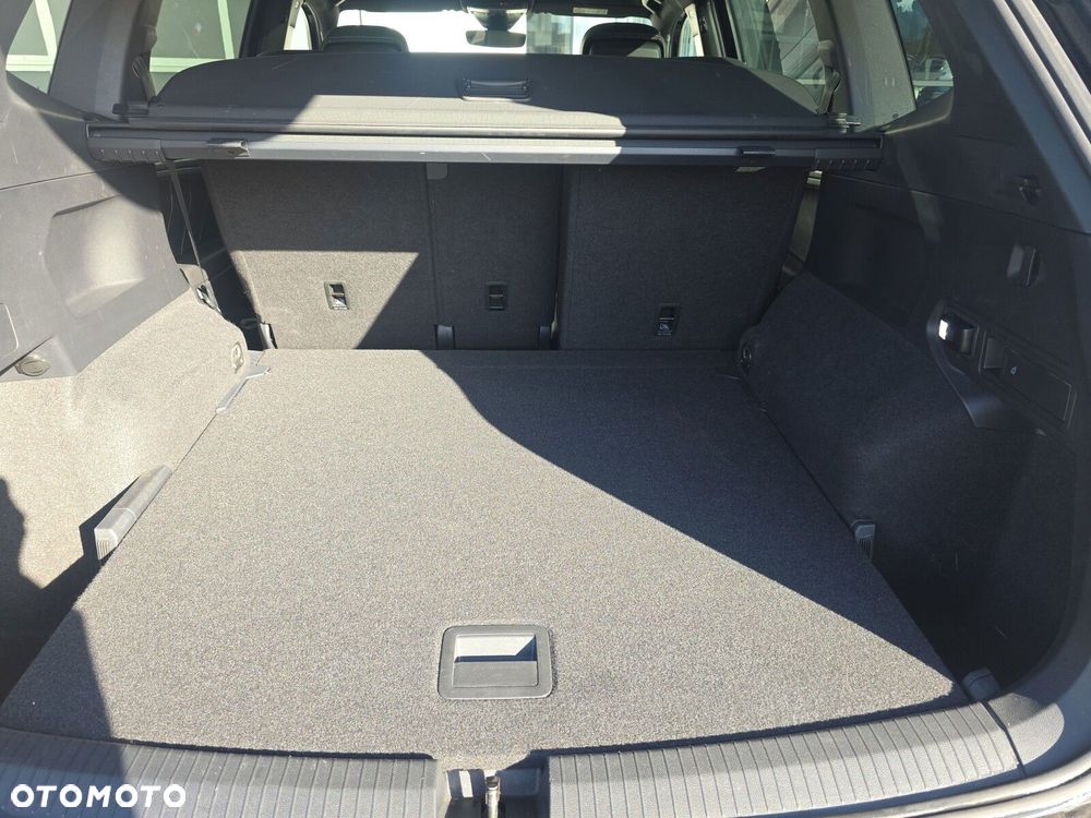 Volkswagen Tiguan - 34