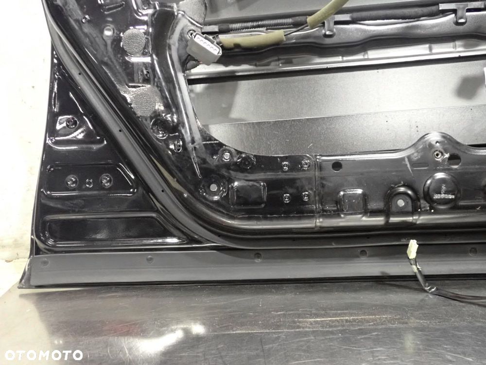 DRZWI LEWY PRZÓD INFINITI M37X KOL:GAC - 31