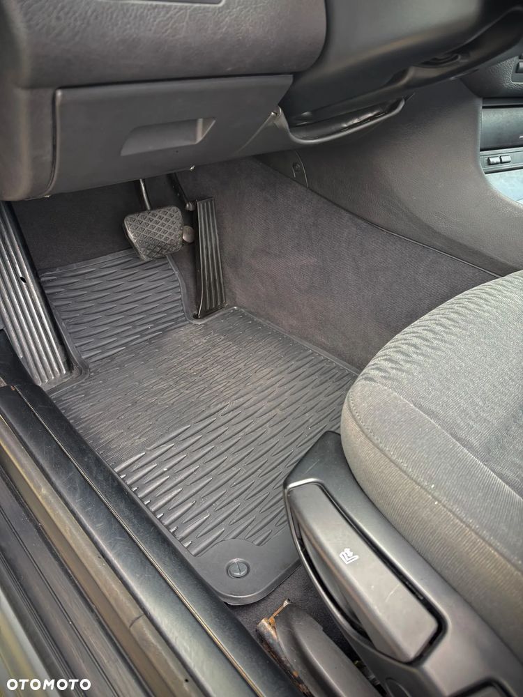 BMW Seria 3 - 14