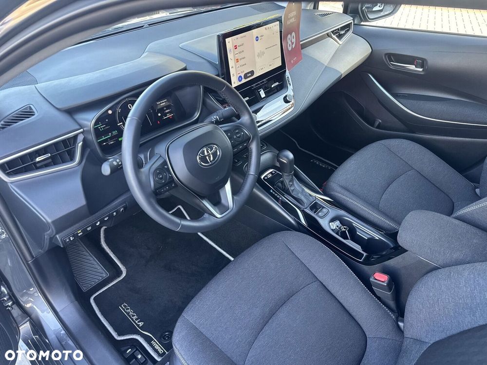 Toyota Corolla 1.8 Hybrid Style - 11