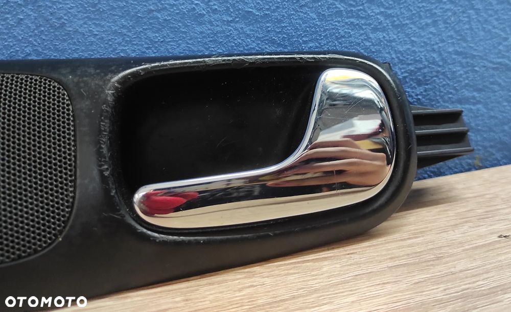 Klamka wewnętrzna prawa przednia AUDI A4 B5 - 2