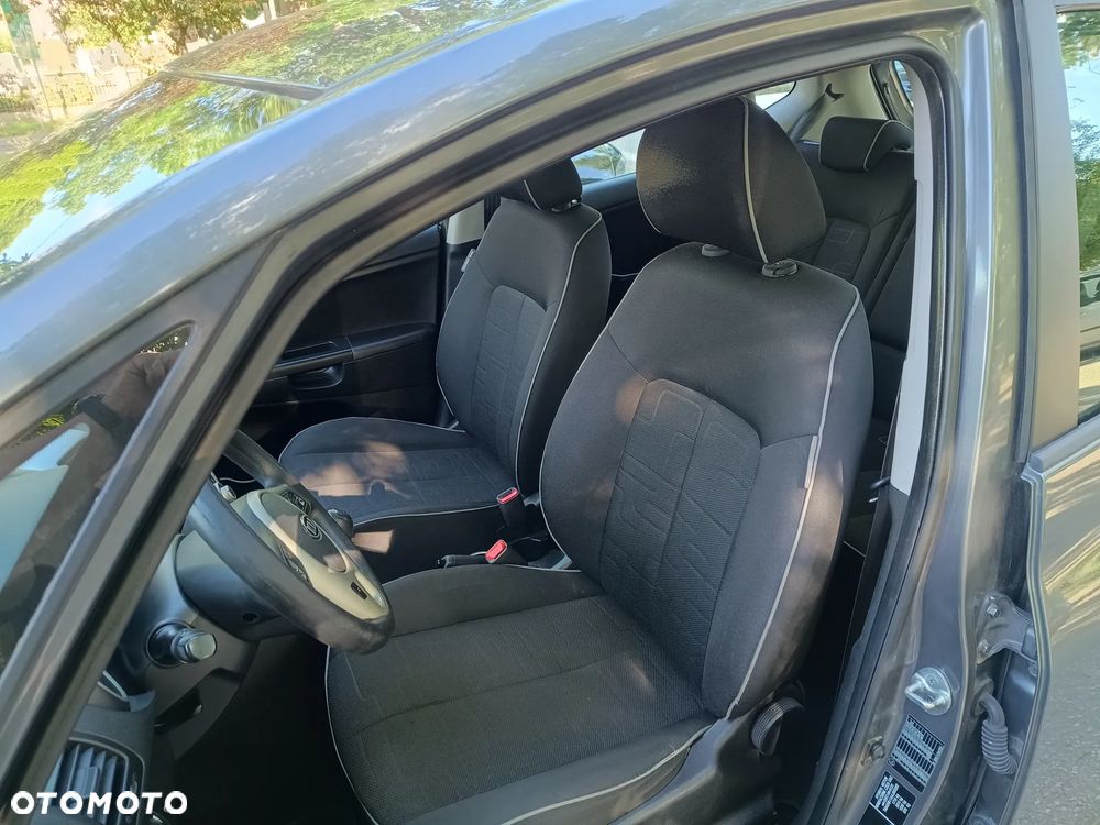 Kia Venga 1.4 M - 13